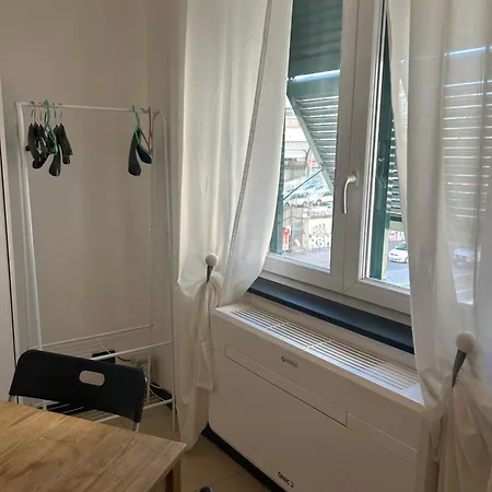 Central, Spacious & Completely Equipped Апартаменты Генуя